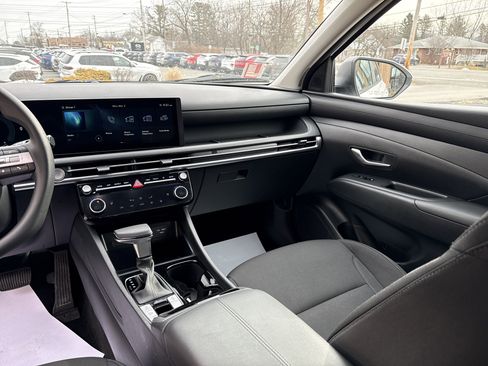 Certified 2025 Hyundai Tucson SEL image 22