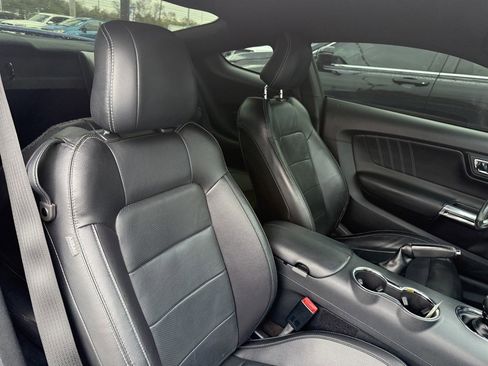 Used 2017 Ford Mustang GT Premium w/ GT Performance Package image 12