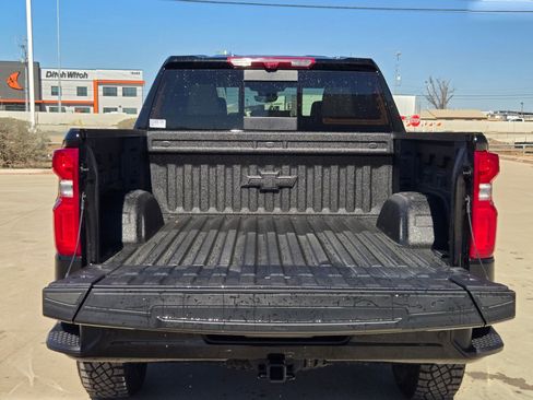Certified 2026 Chevrolet Silverado 1500 ZR2 image 27