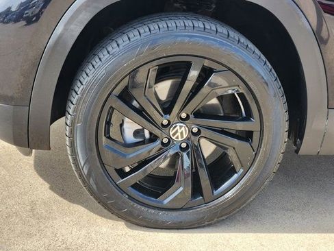 Used 2022 Volkswagen Atlas SE FWD image 18