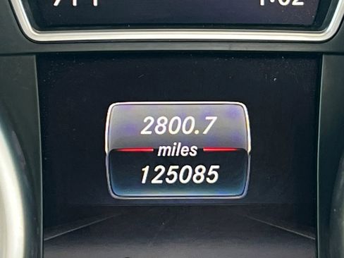 Used 2017 Mercedes-Benz GLS 550 4MATIC image 16