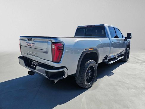 Used 2024 GMC Sierra 3500 Denali w/ Denali Reserve Package AWD/4WD image 3