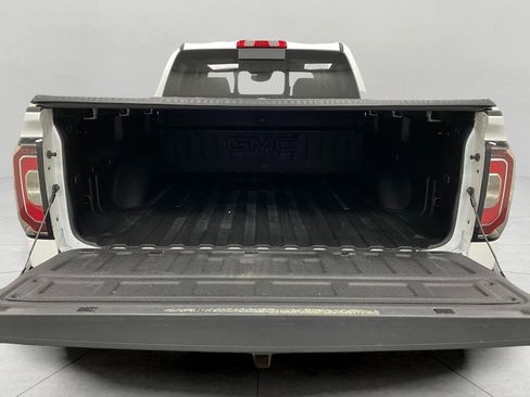 Used 2018 GMC Sierra 1500 SLT image 7