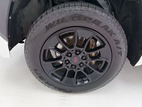 Used 2022 Toyota Tundra SR5 RWD image 7