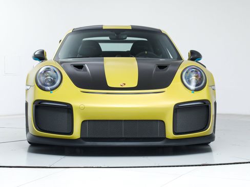 Used 2018 Porsche 911 GT2 RS image 8