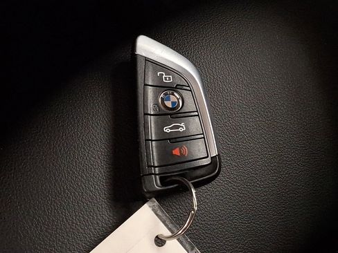 Used 2022 BMW X3 xDrive30i w/ M Sport Package AWD/4WD image 24
