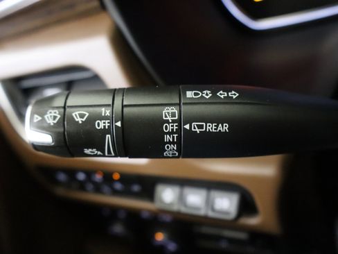 Used 2021 Chevrolet Suburban High Country w/ Premium Package image 29