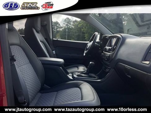 Used 2021 Chevrolet Colorado Z71 AWD/4WD image 13