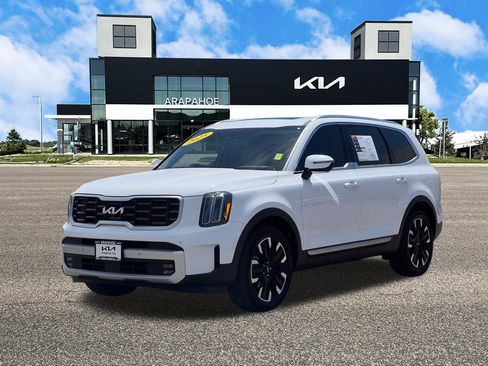 Certified 2025 Kia Telluride SX w/ SX Captain's Chair Package AWD/4WD image 5