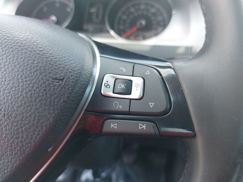 Used 2015 Volkswagen Golf TDI SE FWD image 17