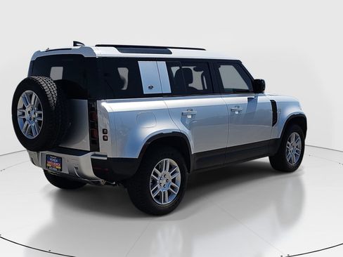 Used 2024 Land Rover Defender 110 S AWD/4WD image 5