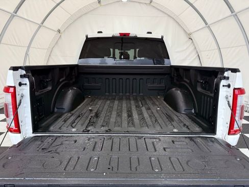 Used 2021 Ford F150 Lariat image 4