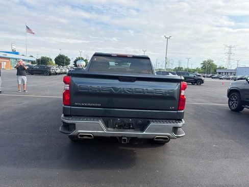 Used 2022 Chevrolet Silverado 1500 LT AWD/4WD image 5
