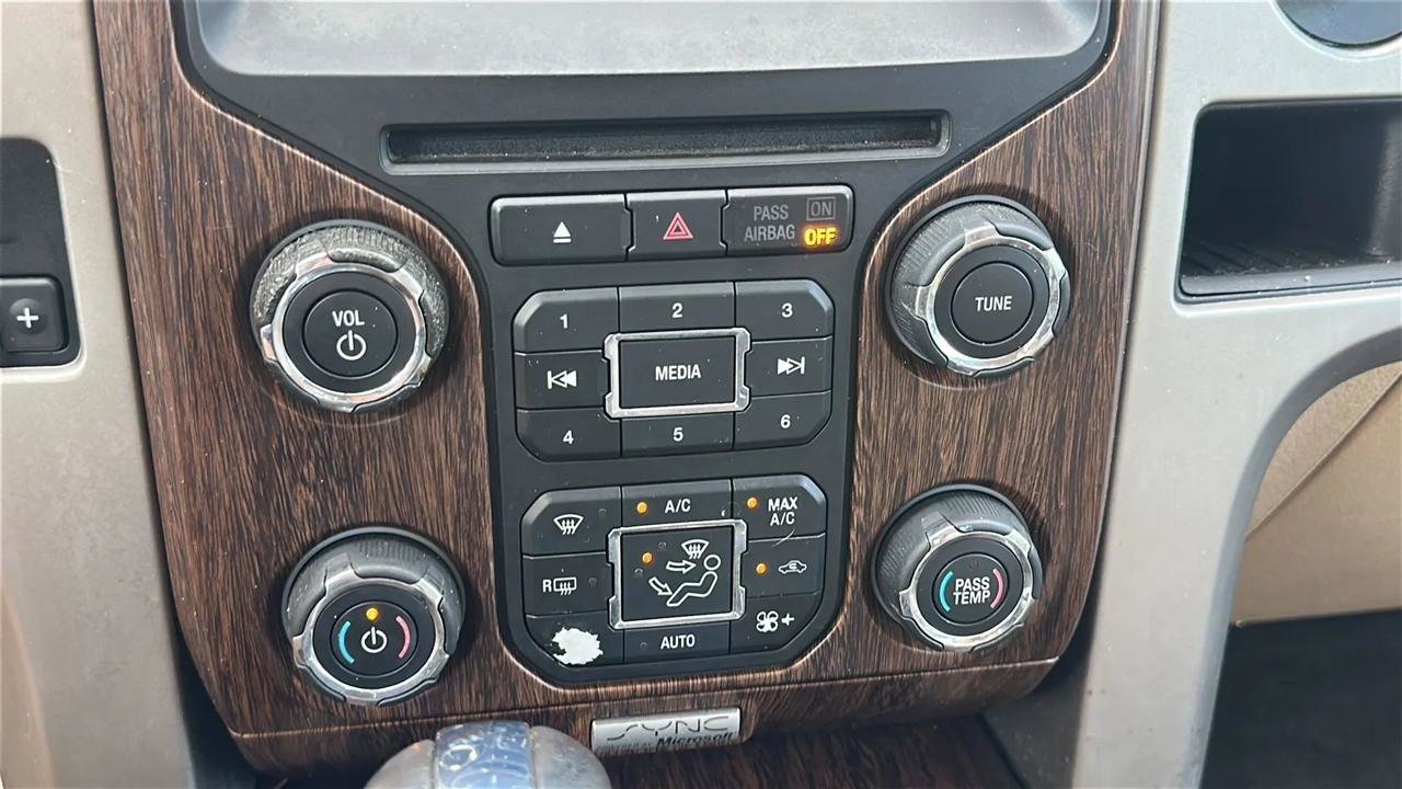 Used 2013 Ford F150 Lariat w/ Luxury Equipment Group AWD/4WD image 41