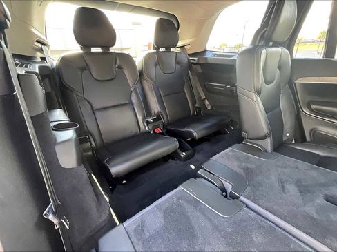 Used 2023 Volvo XC90 B6 Ultimate image 31