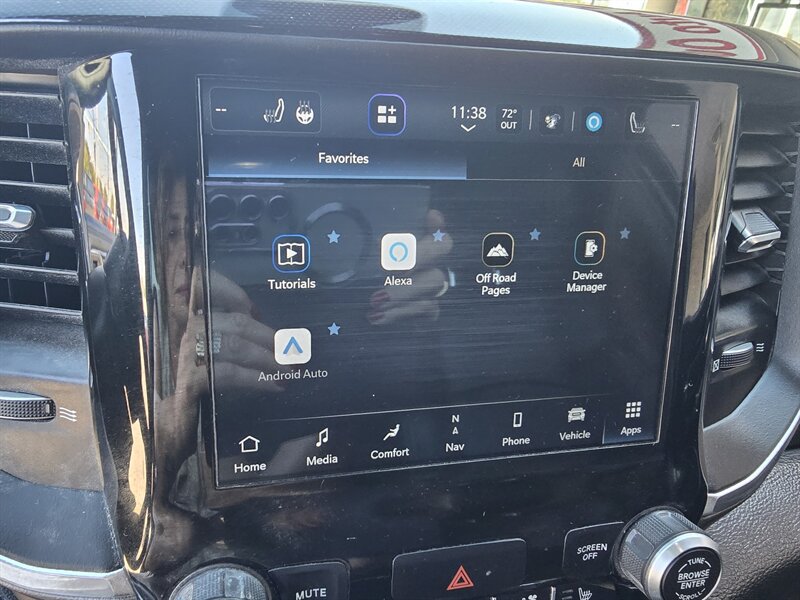 Used 2022 RAM 2500 Laramie w/ Night Edition AWD/4WD image 31