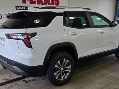 New 2026 Chevrolet Equinox LT w/ Convenience Package II image 7