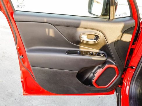 Certified 2023 Jeep Renegade Trailhawk image 21