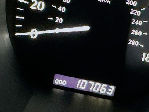 Used 2008 Lexus SC 430 Convertible image 18