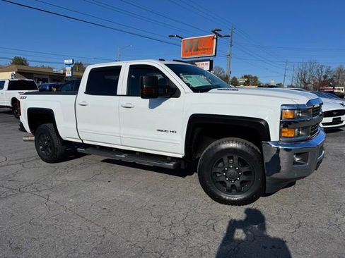 Used 2015 Chevrolet Silverado 3500 LT w/ LT Convenience Package image 1