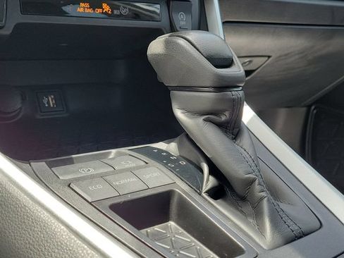 Used 2024 Toyota RAV4 LE FWD image 27