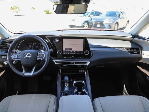 Used 2024 Lexus RX 350 FWD w/ Technology Package image 12