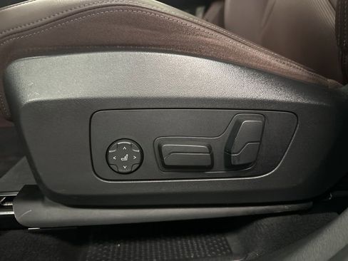 Used 2023 BMW X1 xDrive28i AWD/4WD image 22
