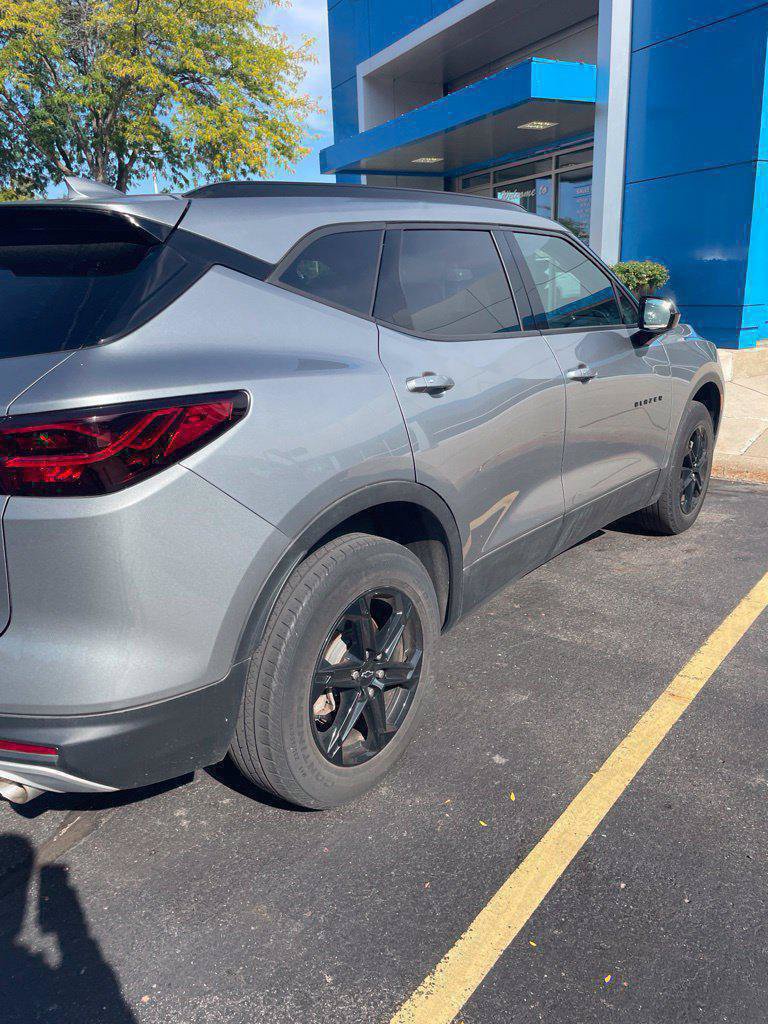 Used 2024 Chevrolet Blazer LT w/ Midnight/Sport Edition FWD image 3