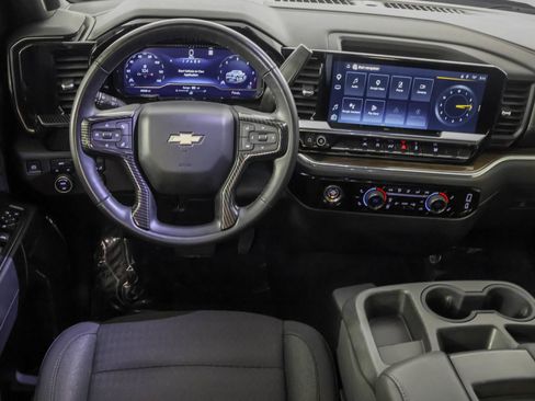 Used 2023 Chevrolet Silverado 1500 LT AWD/4WD image 38