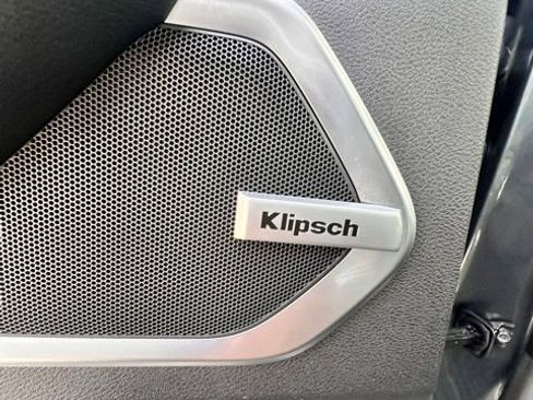 Certified 2025 Nissan Armada Platinum image 39