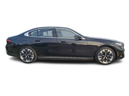 Used 2024 BMW i5 eDrive40i w/ Premium Package RWD image 7