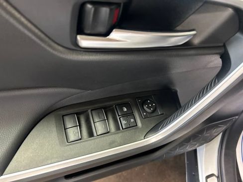 Used 2025 Toyota RAV4 XLE w/ Convenience Package AWD/4WD image 13