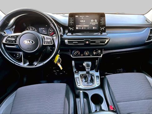 Used 2021 Kia Seltos S FWD image 15