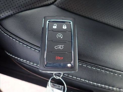 New 2026 Jeep Grand Cherokee Limited w/ Luxury Tech Group II image 29