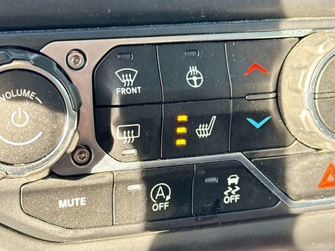 Used 2022 Jeep Wrangler Unlimited Sport AWD/4WD image 22