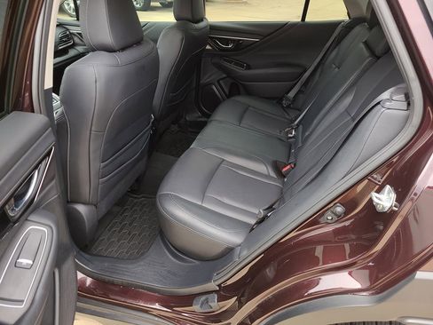 Used 2023 Subaru Outback Limited AWD/4WD image 9