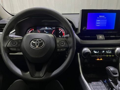 Certified 2024 Toyota RAV4 LE AWD/4WD image 19