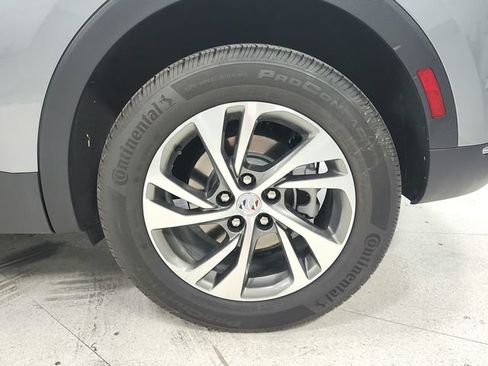 Used 2023 Buick Envision Essence w/ Technology Package I FWD image 13