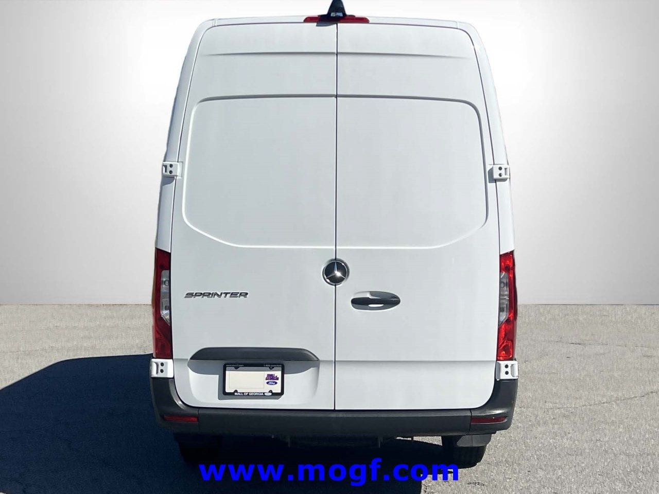 Used 2025 Mercedes-Benz Sprinter 2500 image 23