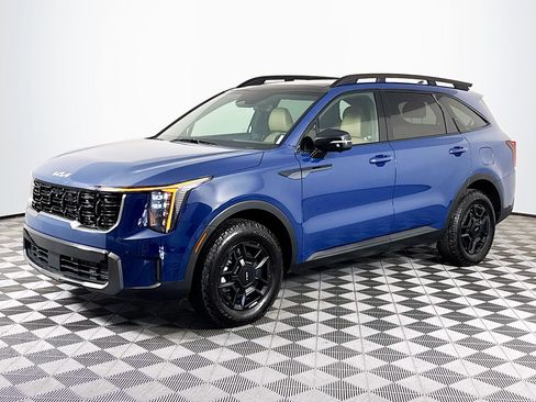 Used 2024 Kia Sorento SX Prestige w/ Olive Brown Leather Package image 4