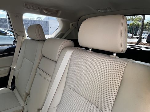 Used 2023 Lexus GX 460 Premium w/ Premium Plus Package image 31