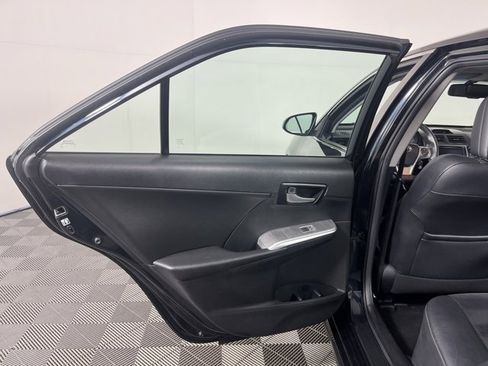 Used 2012 Toyota Camry SE image 36