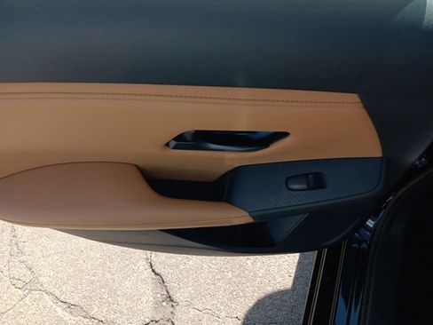 New 2025 Nissan Sentra SV w/ SV Premium Package image 31