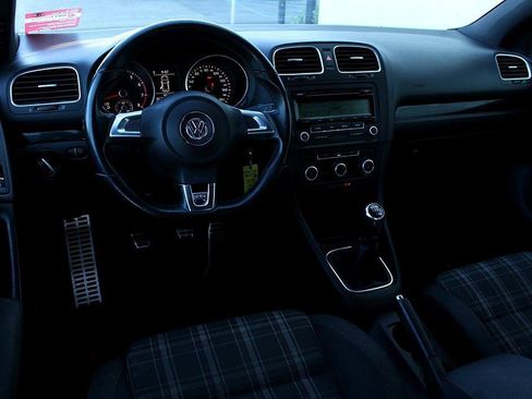 Used 2011 Volkswagen GTI 4-Door image 14