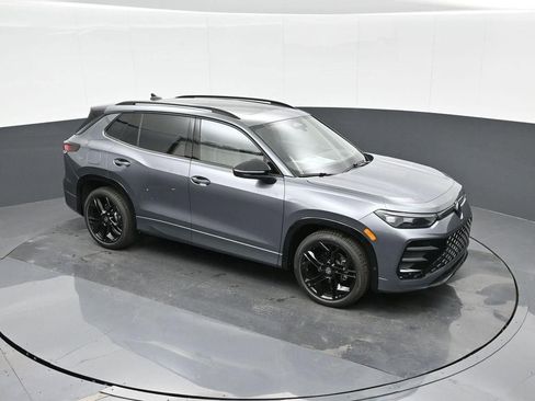 New 2026 Volkswagen Tiguan SE R-Line FWD image 20