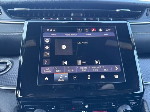 Used 2023 Jeep Grand Cherokee L Laredo image 17