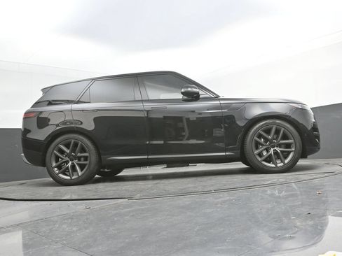 New 2026 Land Rover Range Rover Sport SE AWD/4WD image 40