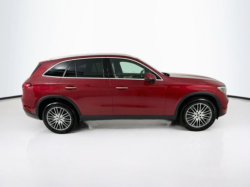 Used 2026 Mercedes-Benz GLC 300 image 9