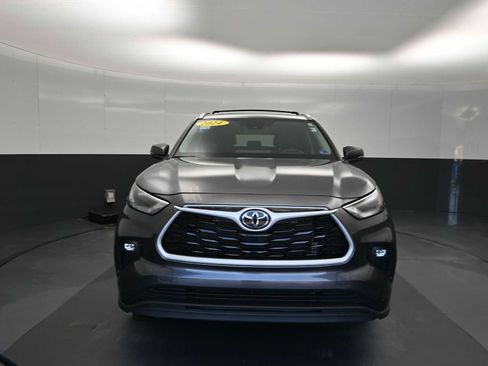 Used 2024 Toyota Highlander XLE image 20