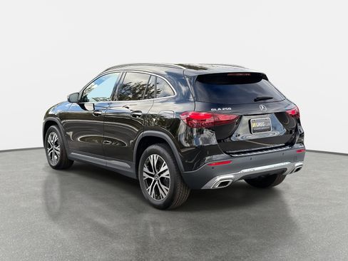 Used 2025 Mercedes-Benz GLA 250 image 5